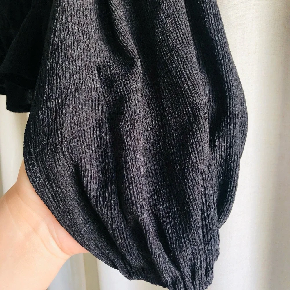 Astr Black Smocked Puff Sleeve Blouse